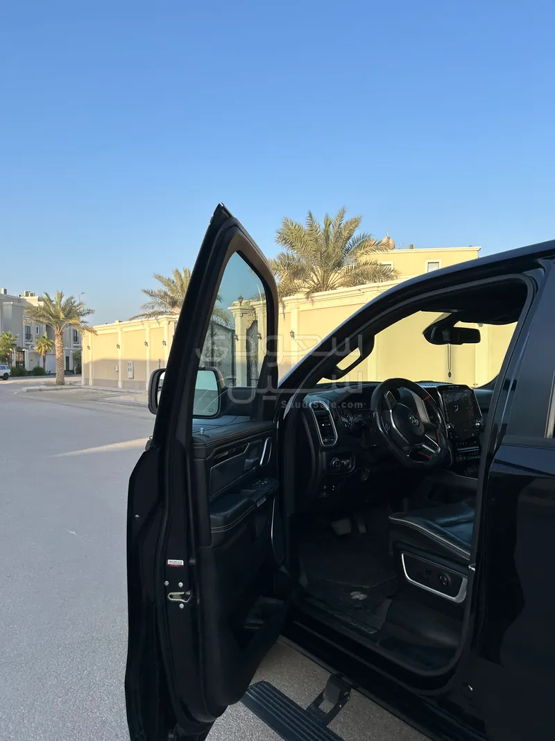 2020 دودج رام لارامي