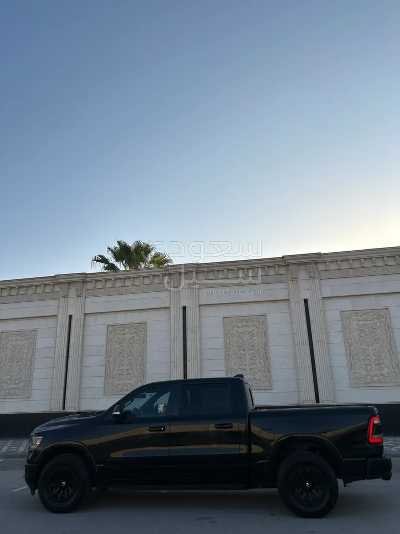 2020 دودج رام لارامي