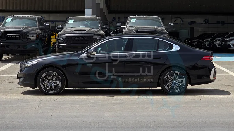 2026 بي ام دبليو الفئة الخامسة 520 أي