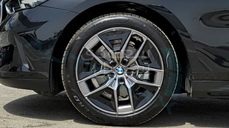 2026 بي ام دبليو الفئة الخامسة 520 أي