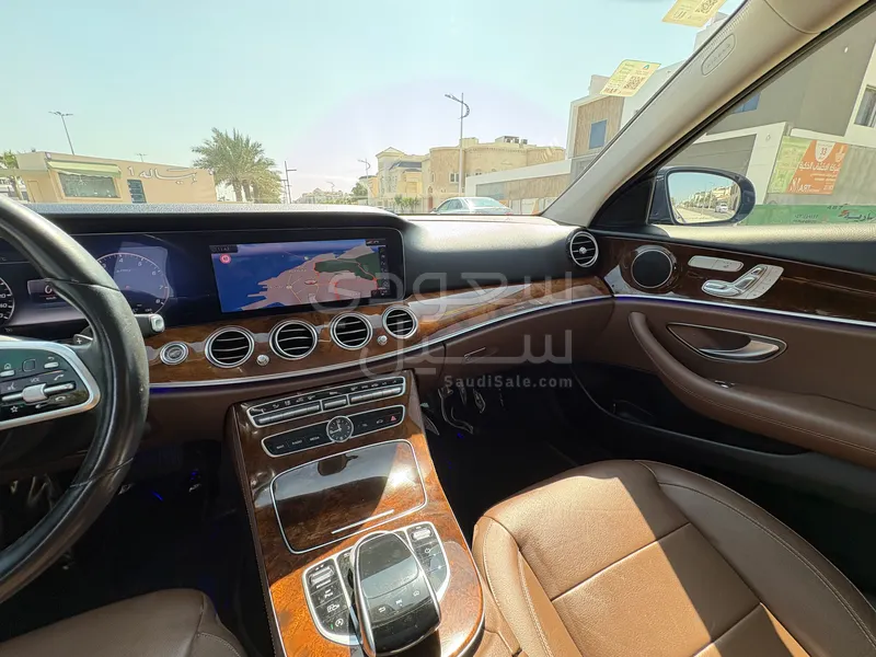 2020 مرسيدس - بنز إي 200