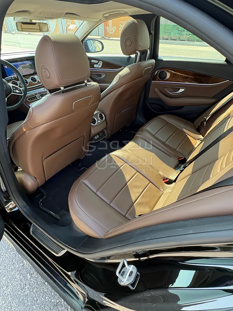 2020 مرسيدس - بنز إي 200