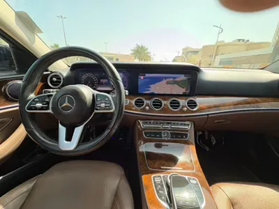 2020 مرسيدس - بنز إي 200