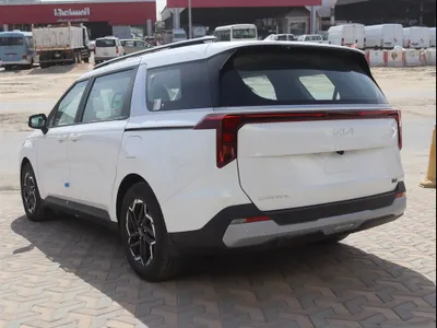 2026 كيا كارنفال