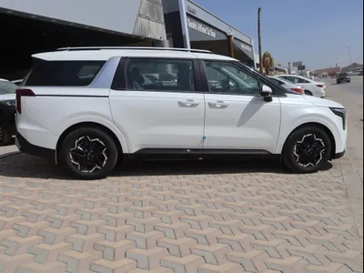 2026 كيا كارنفال