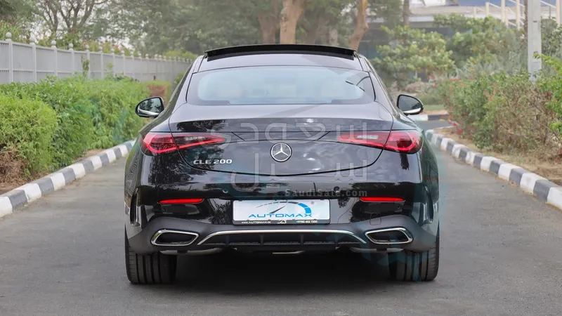 2026 مرسيدس - بنز سي إل إي 200