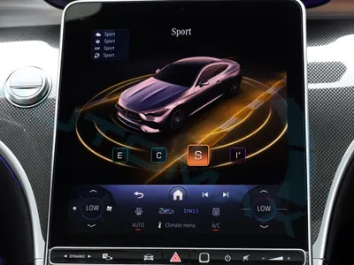 2026 مرسيدس - بنز سي إل إي 200