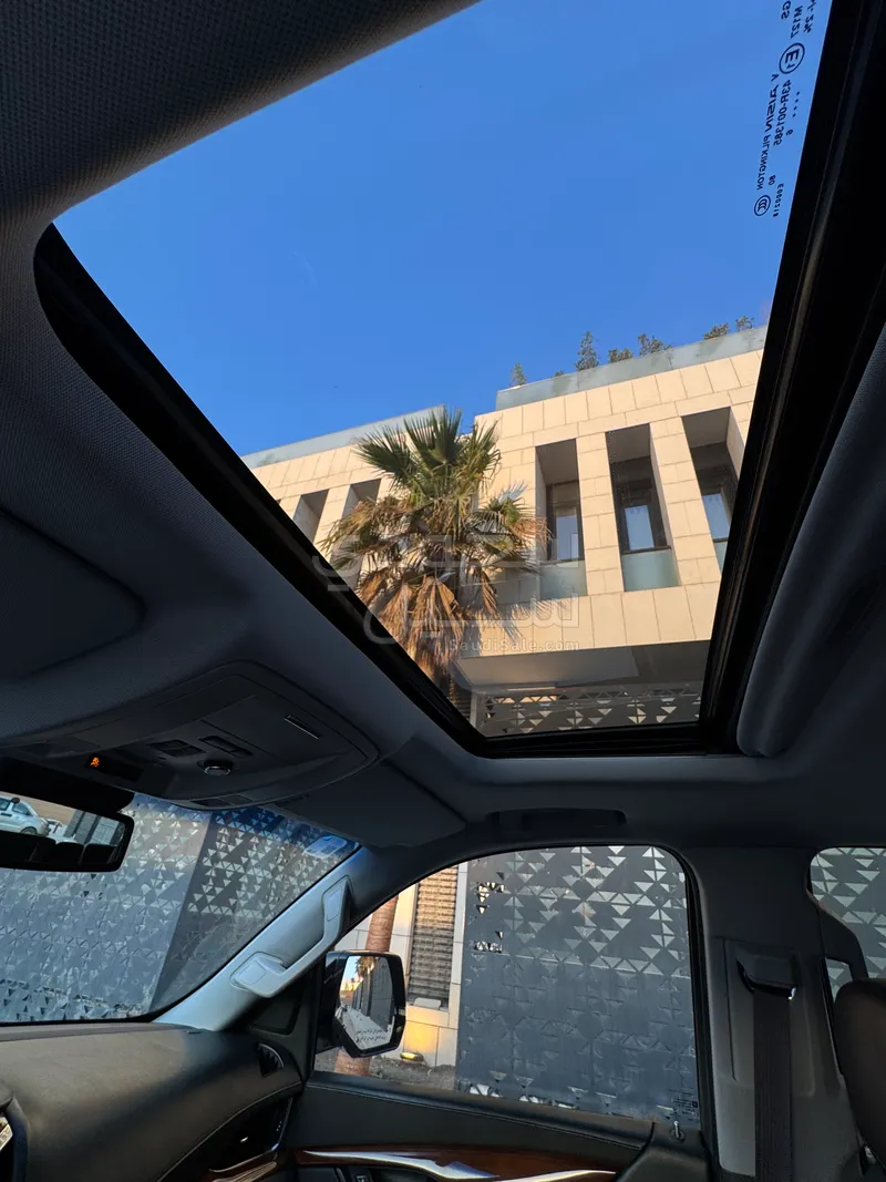 2016 كاديلاك اسكاليد سبورت