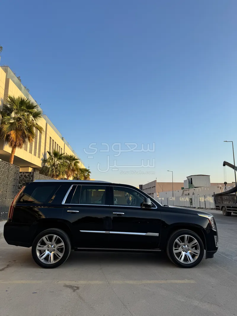 2016 كاديلاك اسكاليد سبورت