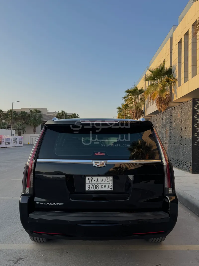2016 كاديلاك اسكاليد سبورت