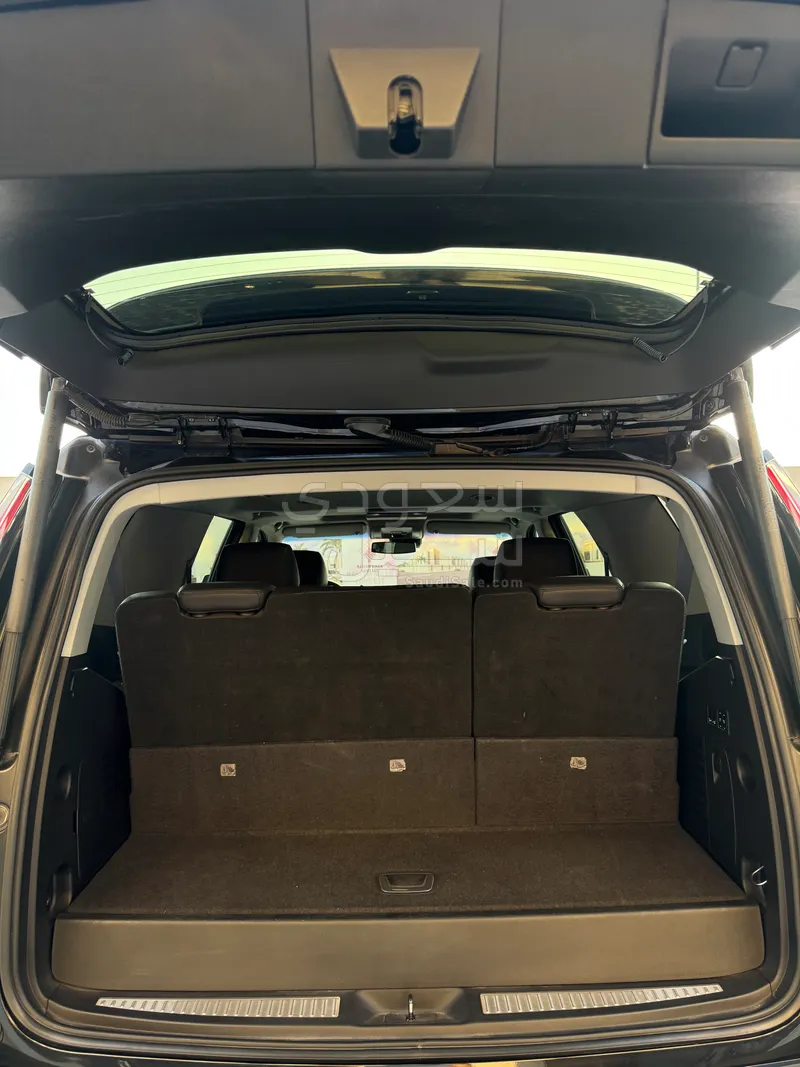 2016 كاديلاك اسكاليد سبورت