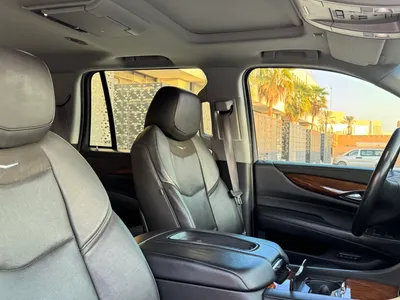 2016 كاديلاك اسكاليد سبورت