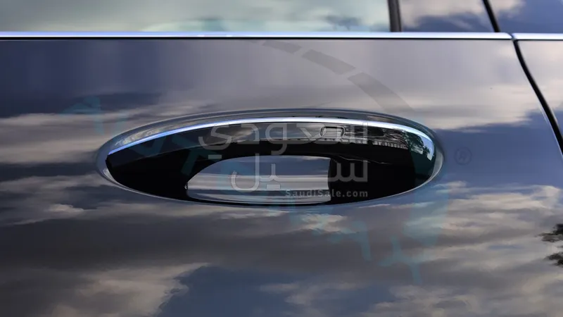 2026 مرسيدس - بنز جي إل سي 200 اي ام جي