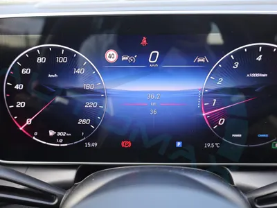 2026 مرسيدس - بنز جي إل سي 200 اي ام جي