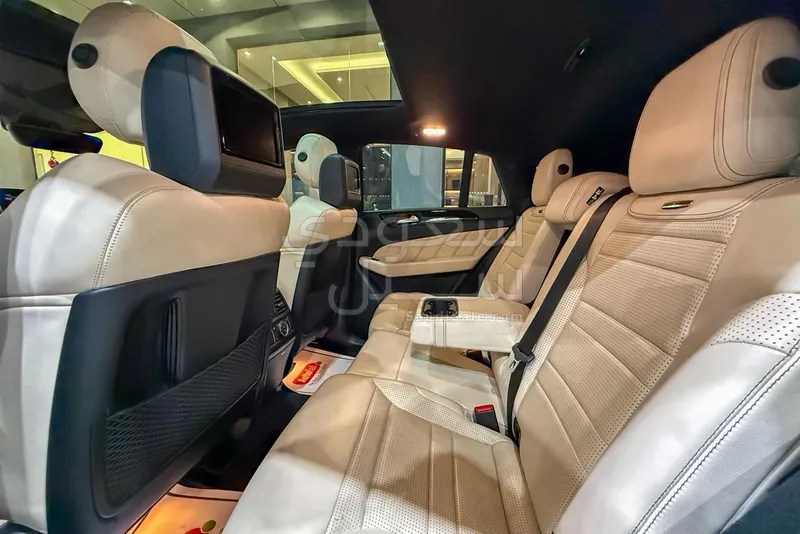 2019 مرسيدس - بنز جي إل إي 63إس أي إم جي