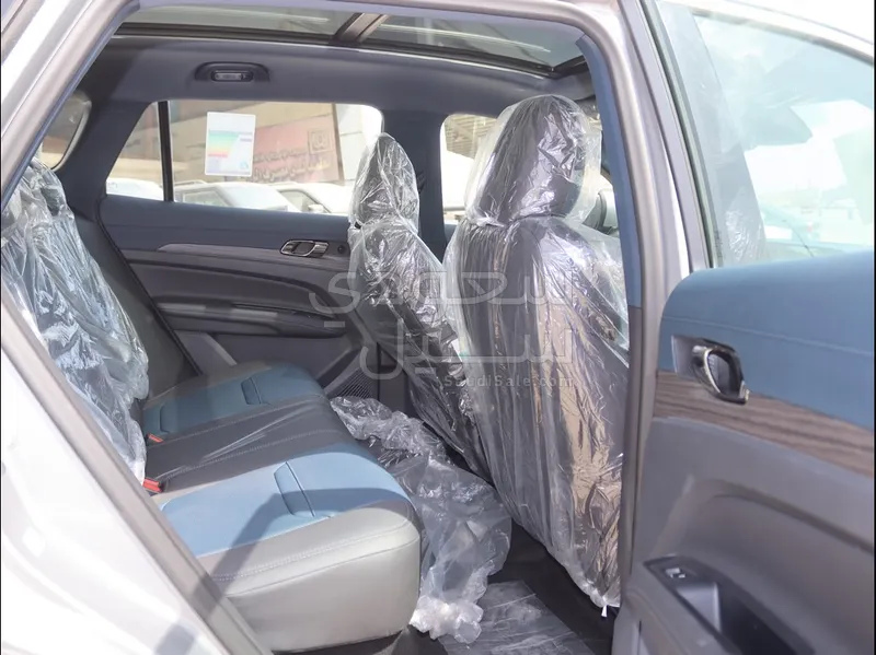 2024 فورد تيريتوري تيتانيوم بلس