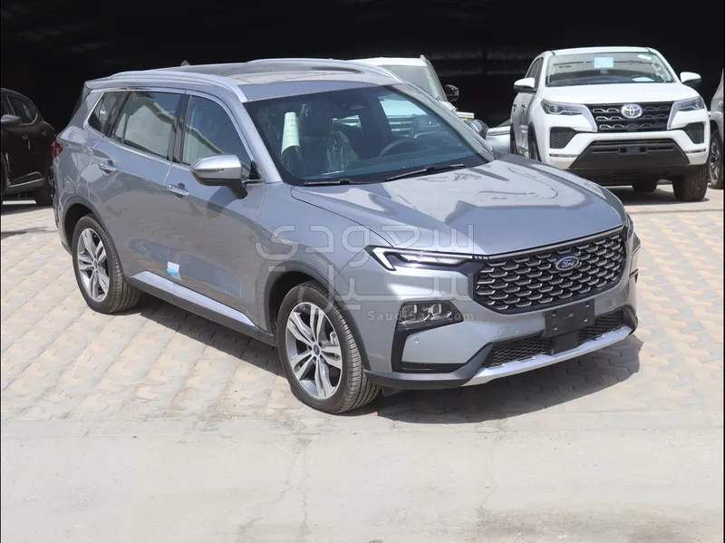 2024 فورد تيريتوري تيتانيوم بلس