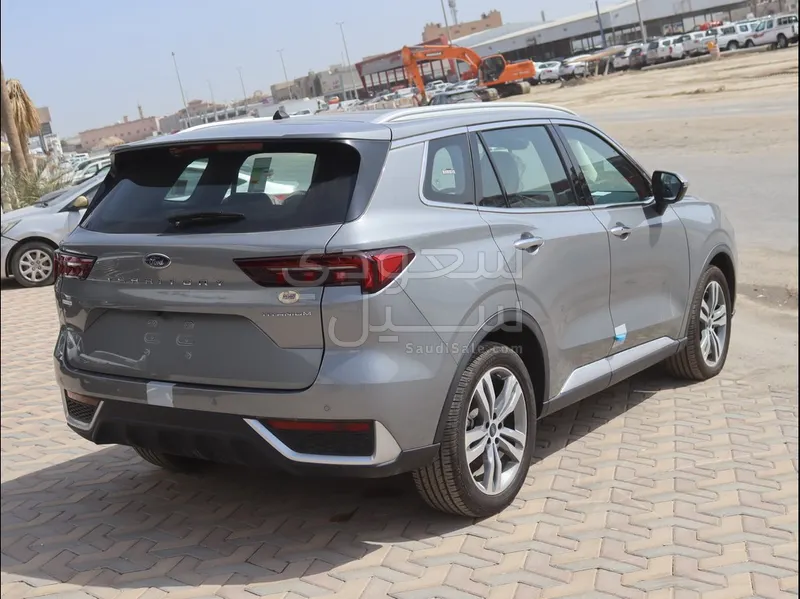 2024 فورد تيريتوري تيتانيوم بلس