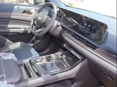 2024 فورد تيريتوري تيتانيوم بلس