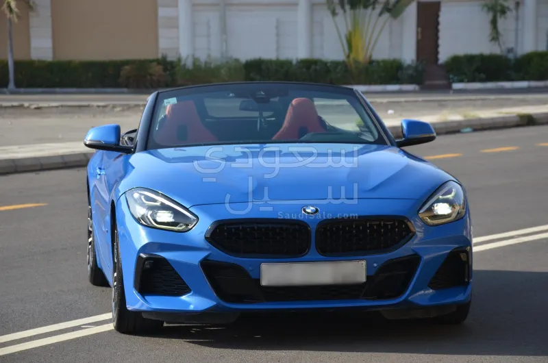 2022 بي ام دبليو الفئة زد 4