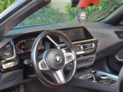 2022 بي ام دبليو الفئة زد 4