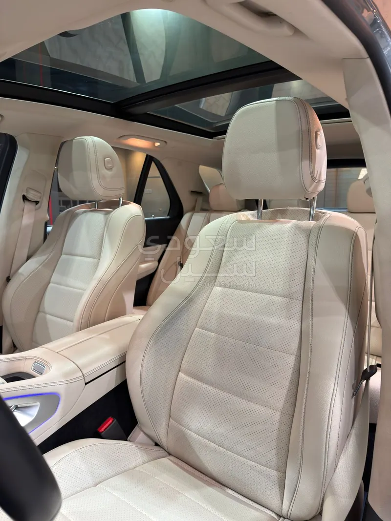 2021 مرسيدس - بنز جي إل إي 450