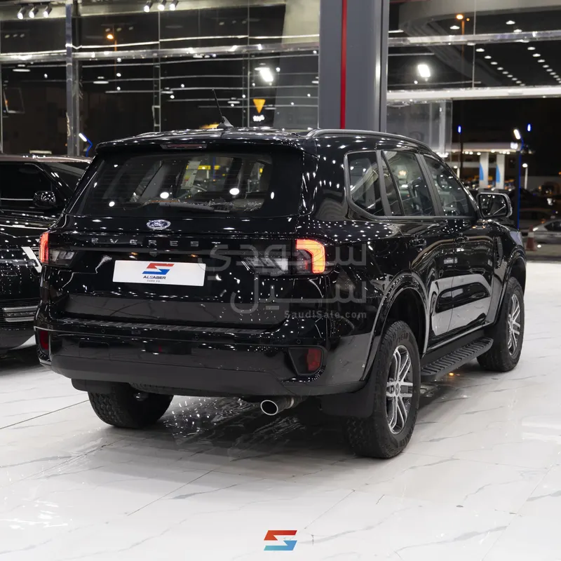 2025 فورد ايفرست