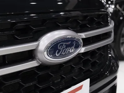 2025 فورد ايفرست