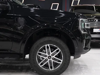 2025 فورد ايفرست