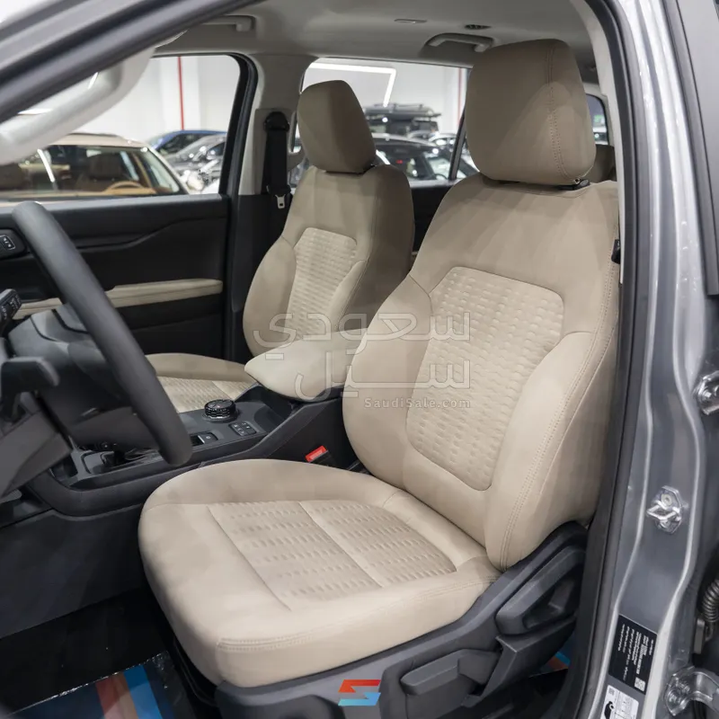 2025 فورد ايفرست