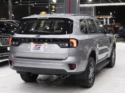 2025 فورد ايفرست