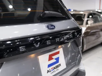 2025 فورد ايفرست
