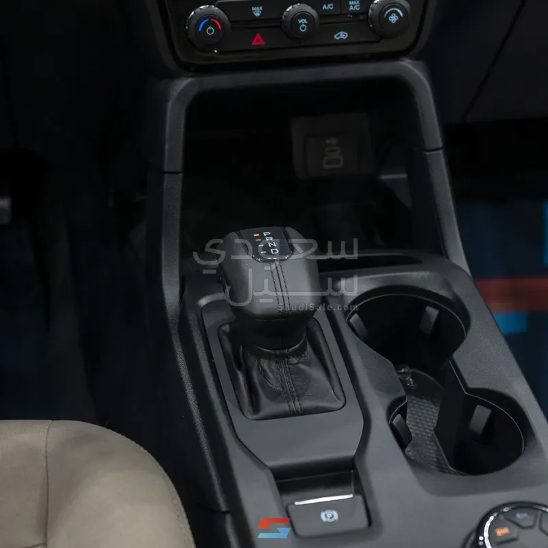 2025 فورد ايفرست