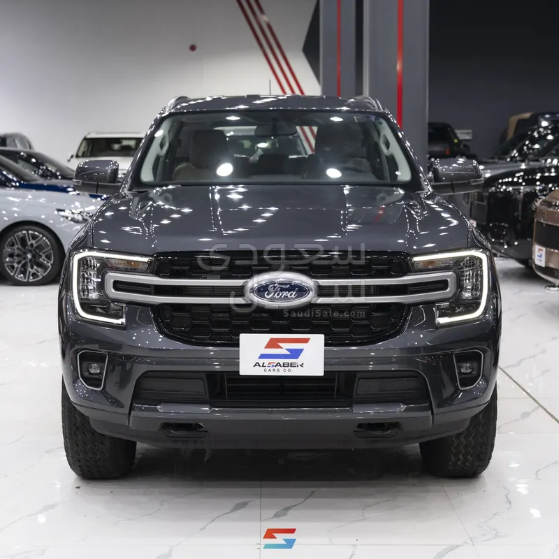 2025 فورد ايفرست