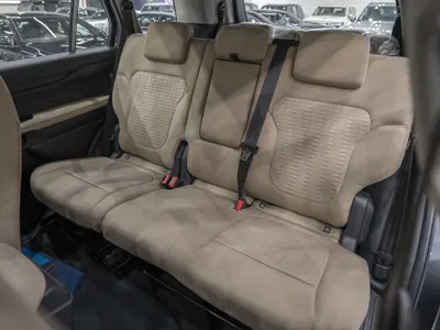 2025 فورد ايفرست