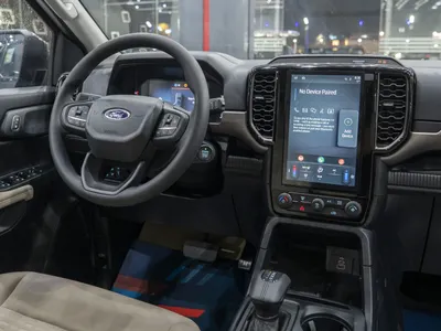 2025 فورد ايفرست