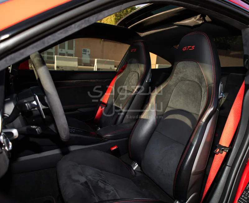 2017 بورش 911 كاريرا جي تي اس