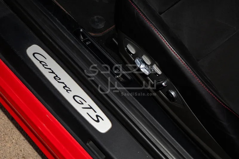 2017 بورش 911 كاريرا جي تي اس