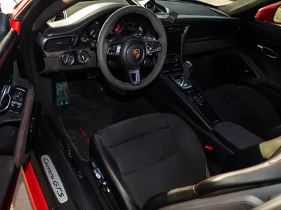 2017 بورش 911 كاريرا جي تي اس