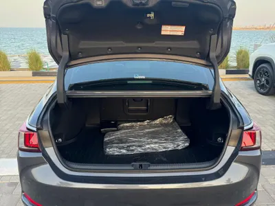 2025 لكزس إي إس 350 دي دي