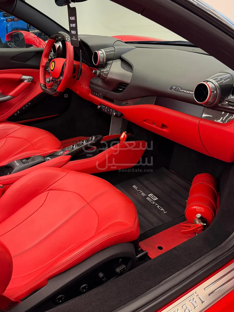 2022 فيراري اف 8 سبايدر