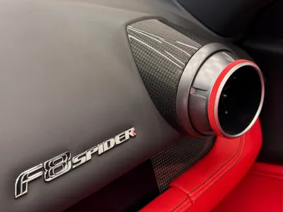 2022 فيراري اف 8 سبايدر