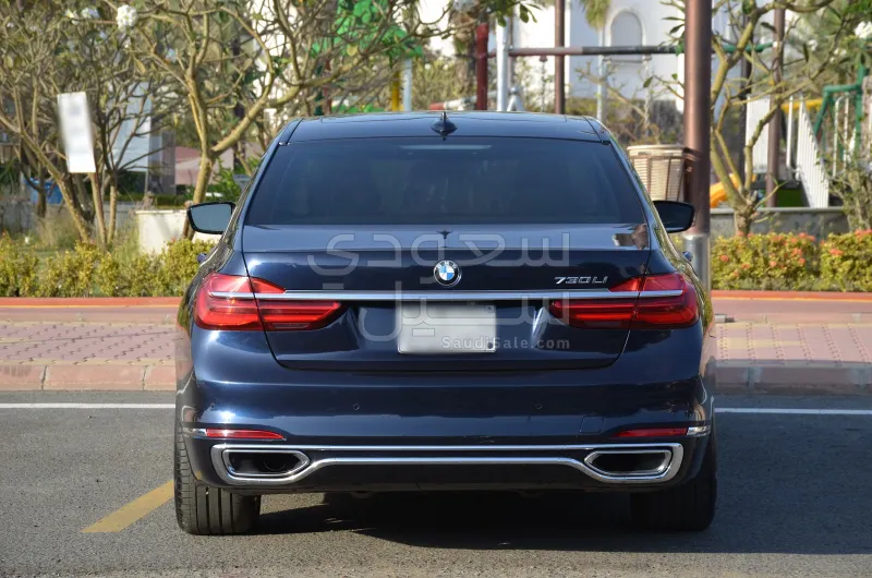 2017 بي ام دبليو الفئة السابعة 730 أي