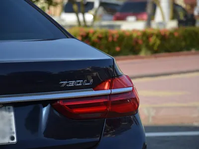 2017 بي ام دبليو الفئة السابعة 730 أي