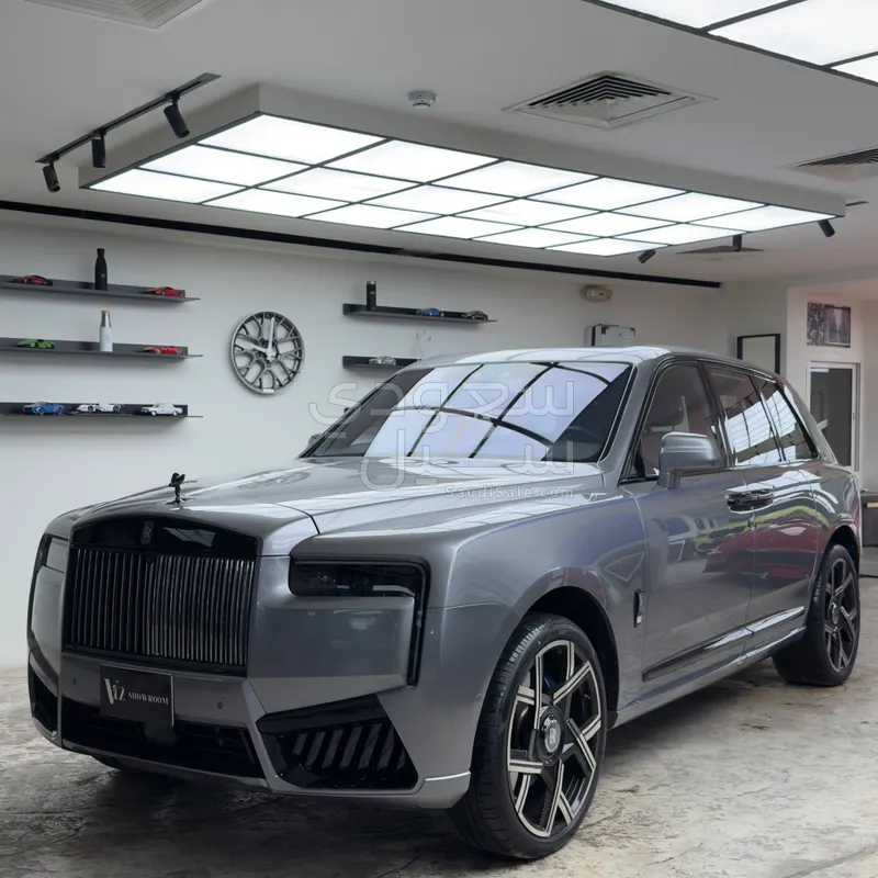 2020 رولز رويس كولينان سلفر بادج