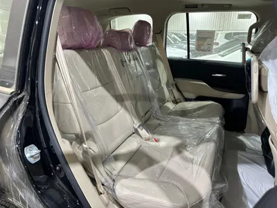 2025 تويوتا لاند كروزر جي اكس ار