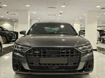 2022 اودي اي 8 ال 55تي اف اس أي