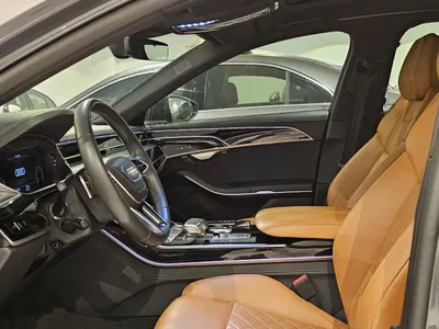 2022 اودي اي 8 ال 55تي اف اس أي