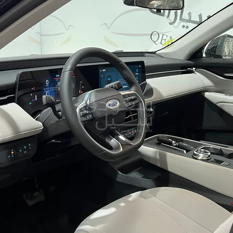 2026 فورد توروس امبيانتي