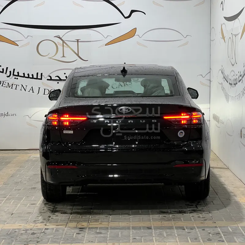 2026 فورد توروس امبيانتي